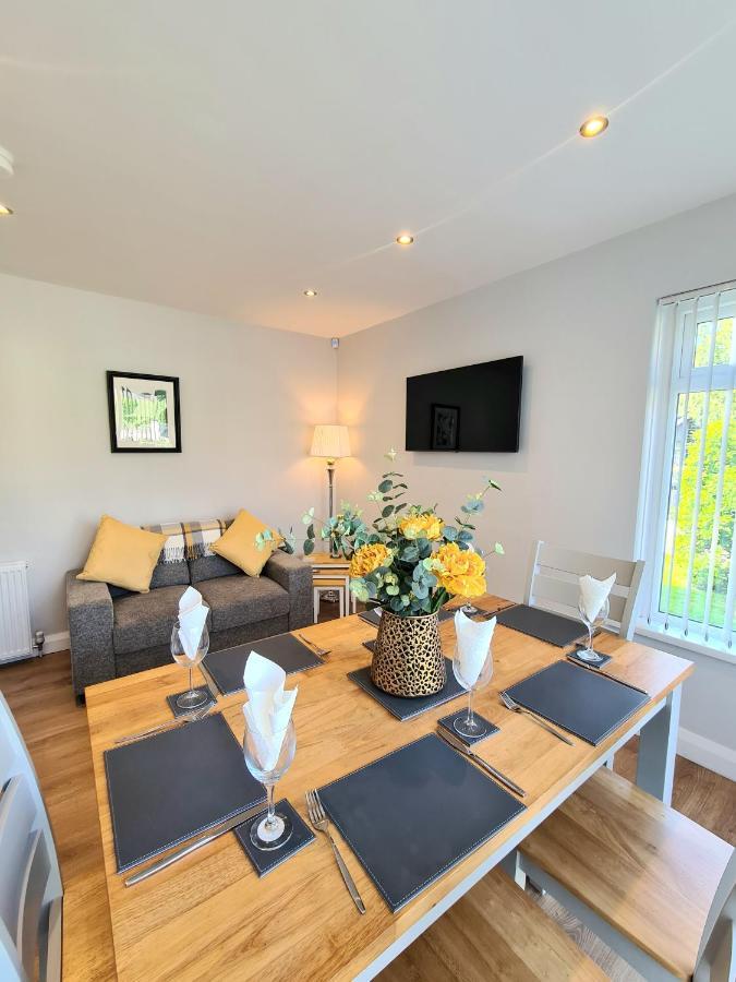 The Avenue Villa Newcastle  Ngoại thất bức ảnh
